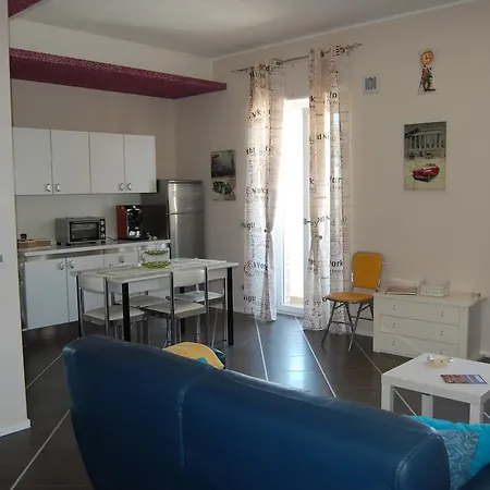 بيت للعطل Civico18 Al Castello ماتيرا
